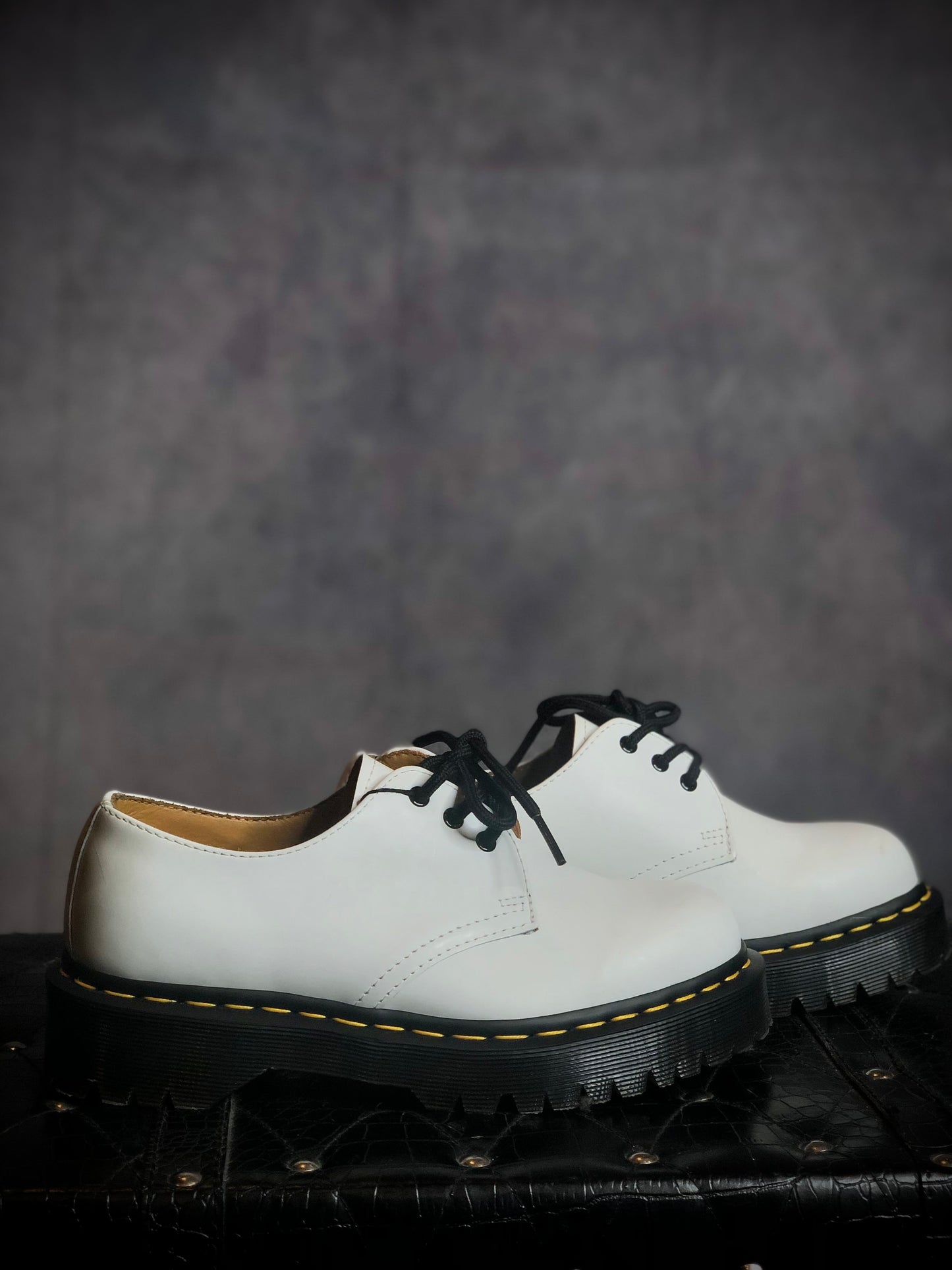 Dr. Martens White 1461 Classic Oxford