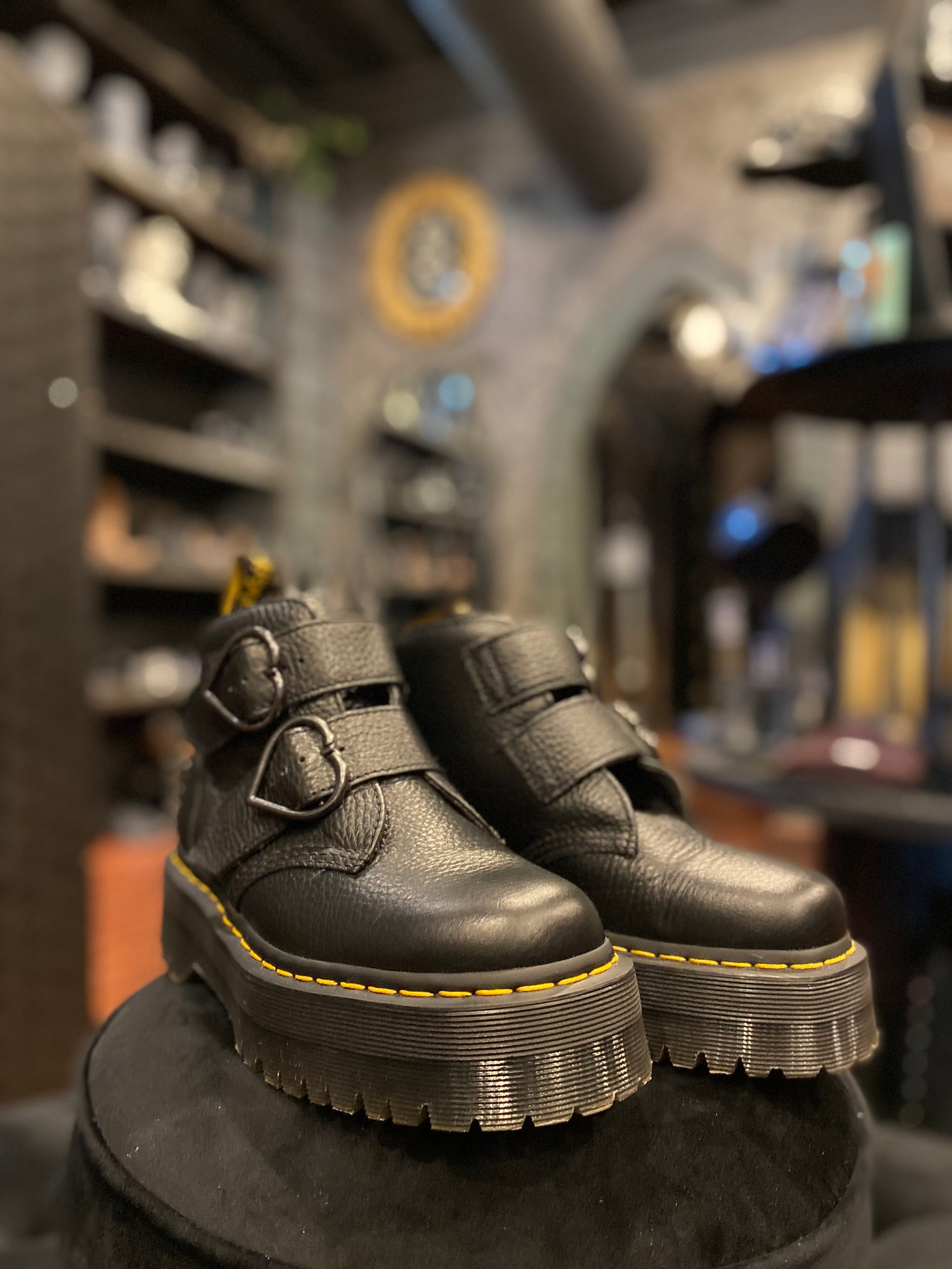 Double shops buckle doc martens