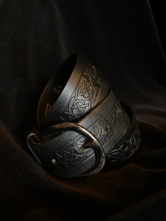Lee River Made in Ireland Genuine Leather Celtic Knot Embossed Belt
