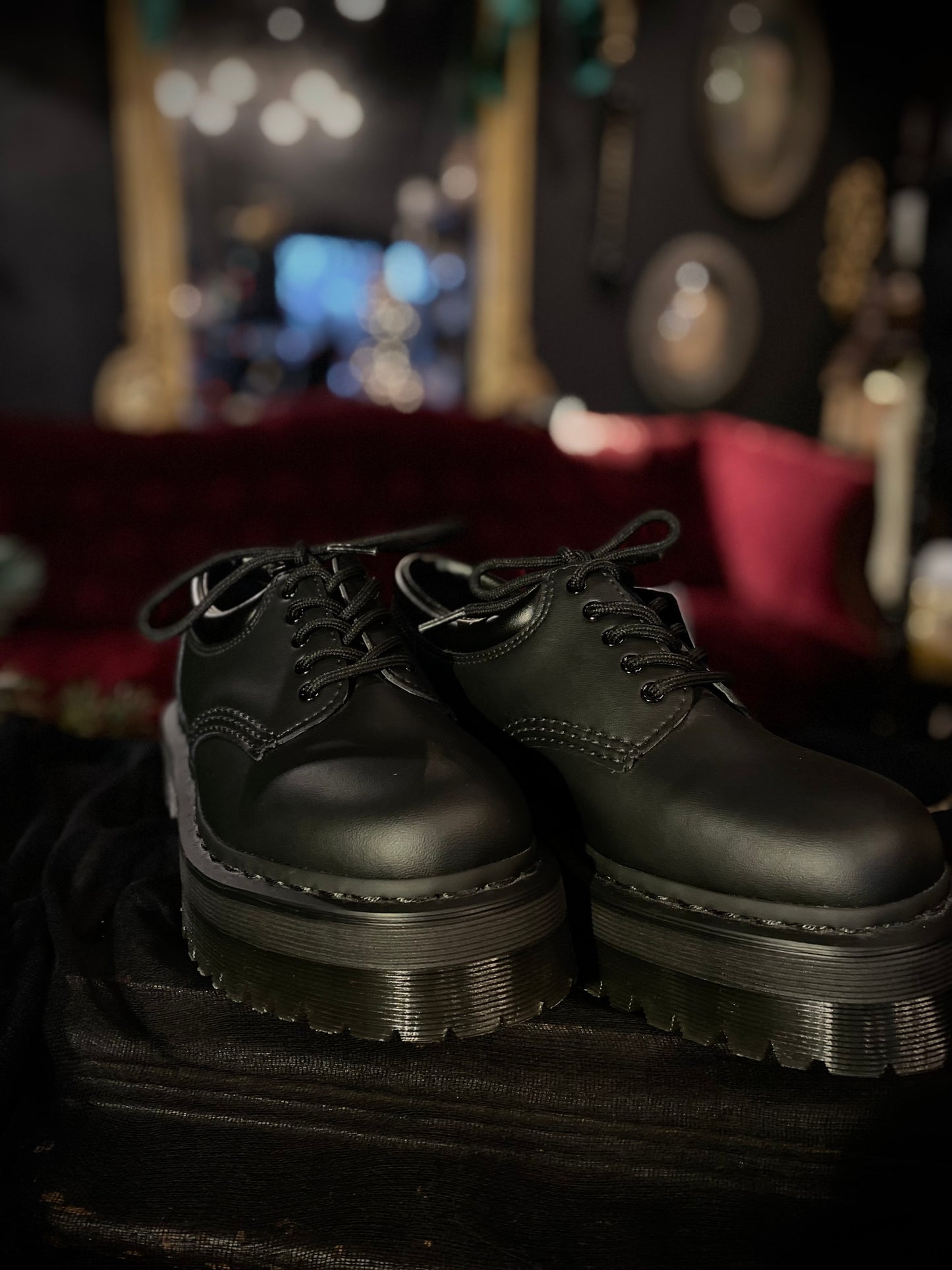 Dr. Martens Matte Black Platform Casual Oxfords 8 Women’s