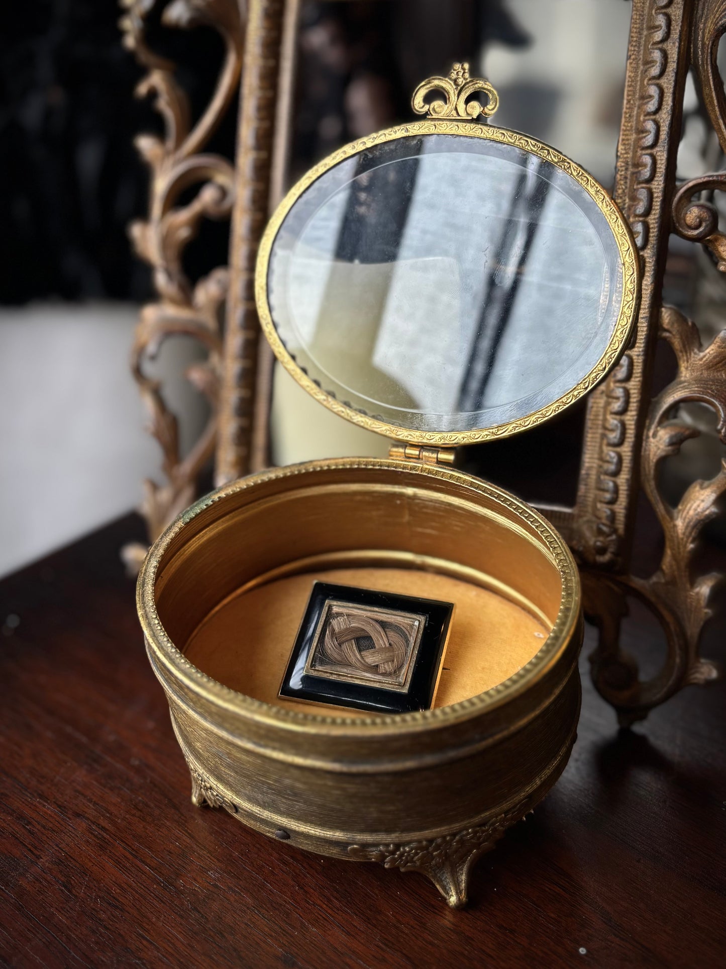 Antique Victorian Human Hair Brooch